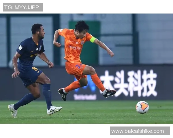 中超激战华夏对决鲁能全力争胜谁能笑到最后