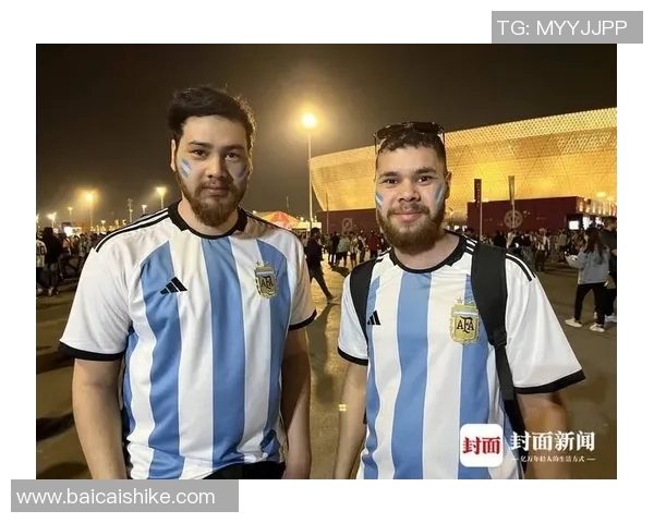 魔笛足球明星挂画展现球场风采与艺术魅力的完美结合